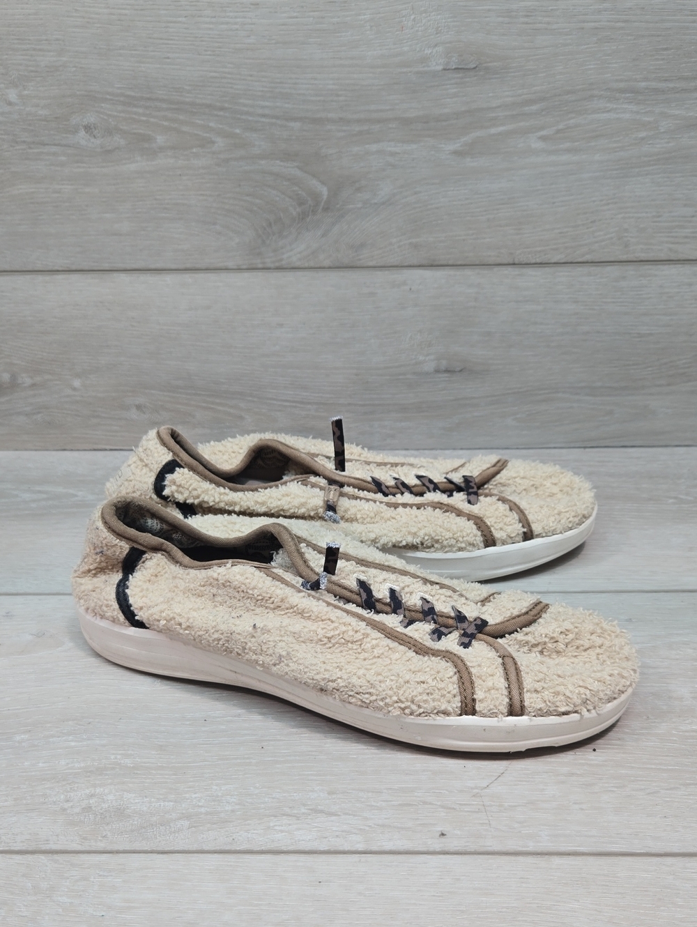 Hey Dude Women Karina Sherry Marshmallow Leo Loafer Sneakers Shoes Sz 11